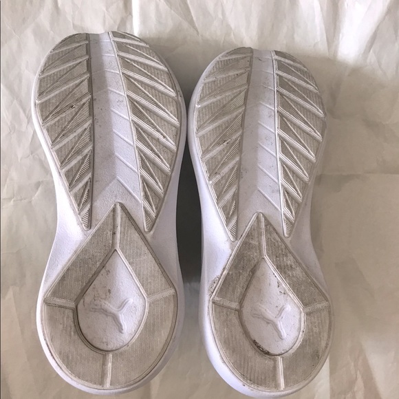 PUMA women soft form slip on (90% New) - Picture 7 of 7